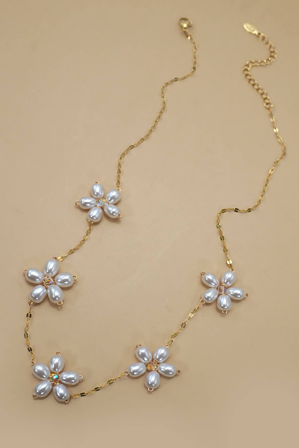NECKLACE, 18K STAINLESS STEEL TARNISH PEARL FLOWER
