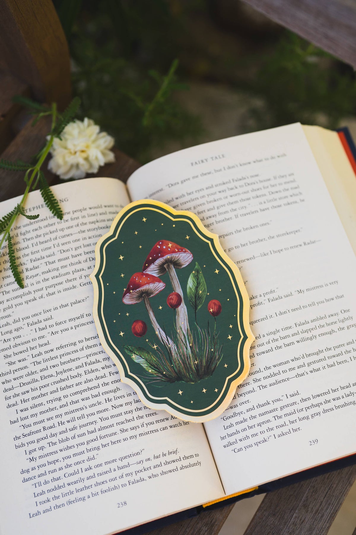 Vintage Mushroom Gold Foil Bookmark | Bookish Romantasy