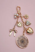 Load image into Gallery viewer, BAG CHARM, DRIED FLOWER BOW HEART PEARL
