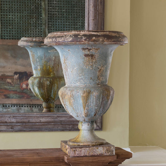 Urn, Aged Mantel